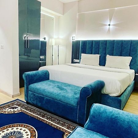 Aparthotel Neel Skye - Couple Friendly - Dlf My Pad, Gomtinagar , Lucknow Exterior foto